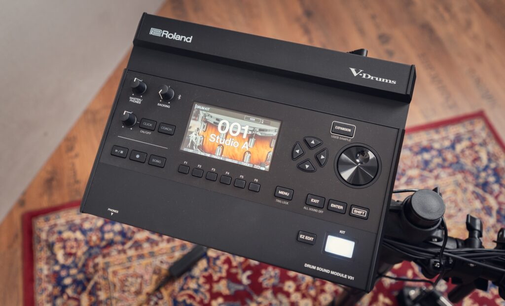 Das Roland V31 bietet alle Sounds und Funktionen des großen V71 Flaggschiff-Moduls.