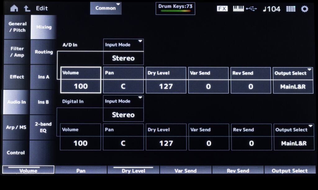Der Yamaha MODX M6 verfügt über einen Audio-Eingang sowie ein umfangreiches Effekt-System.