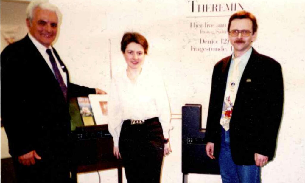 Bob Moog: Moog, Kavina, Linhard