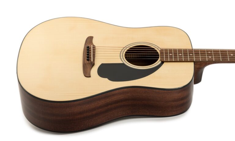 Fender California Standard Redondo Pack Test Artikelbild