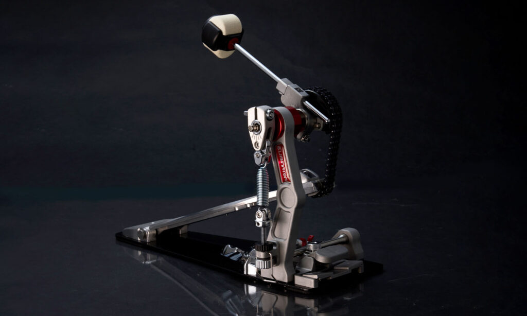 NAMM 2026: Pearl präsentiert die Eliminator Mono Pro Chain Pedale
