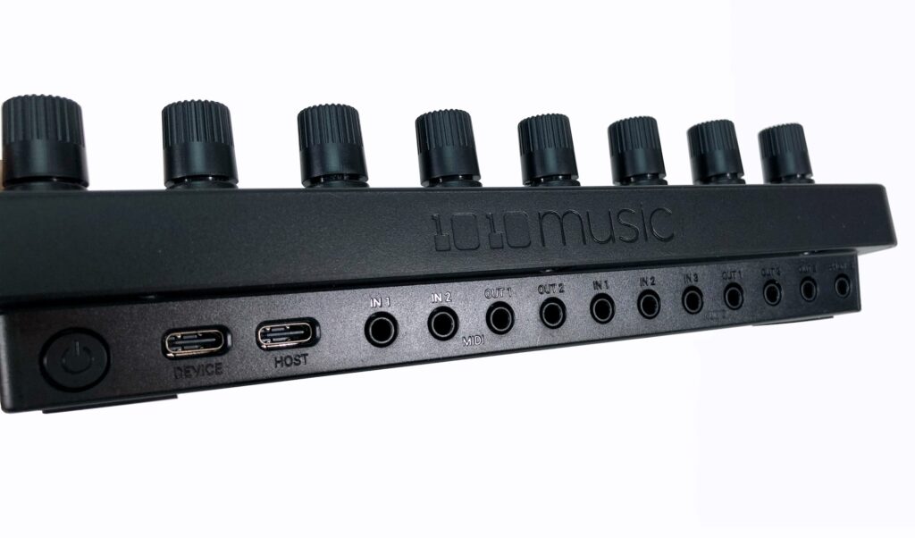 Konnektivität wird bei der 1010music bento großgeschrieben – mit kleinen Miniklinken.