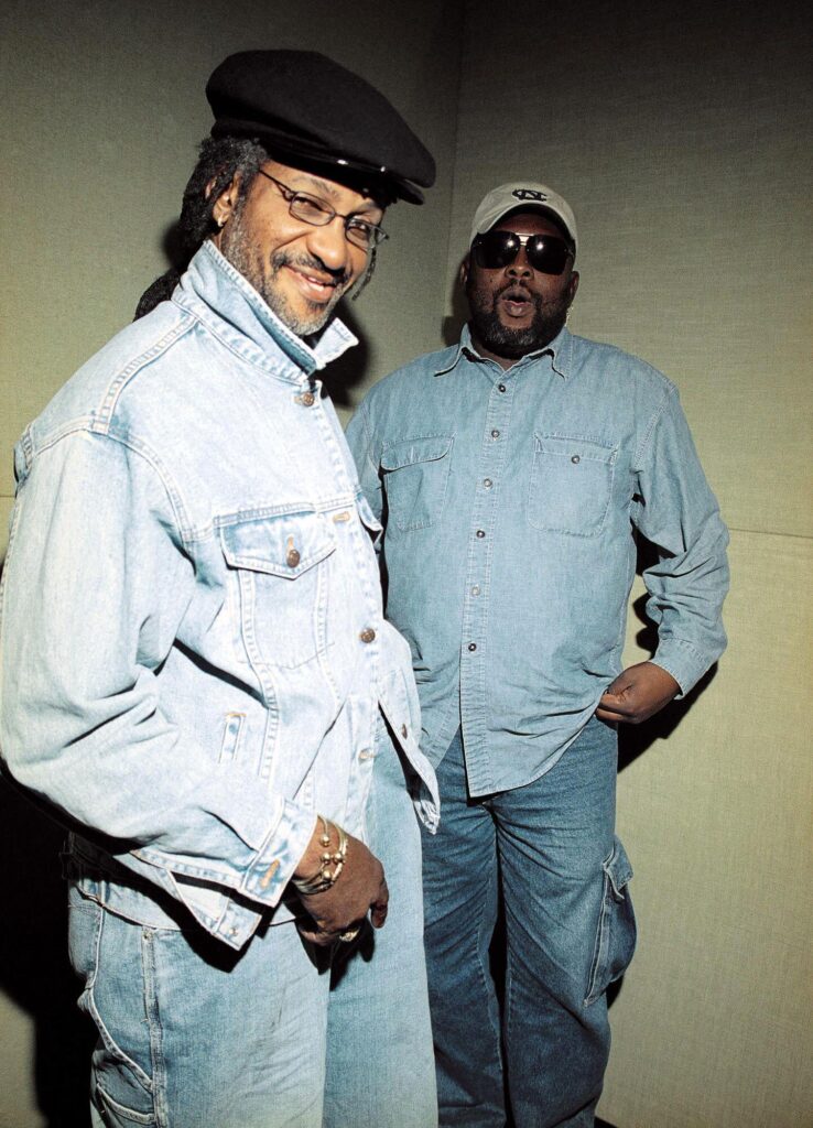 Das legendäre Duo "Sly & Robbie", hier 2001 in Birmingham. (Credit: Alamy Stock Foto /  ZUMA Press, Inc.)