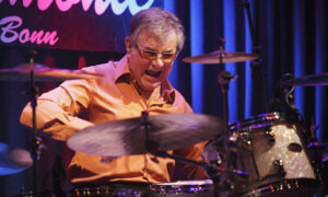 Pete York – Ruhiger, aber nicht untätig Artikelbild