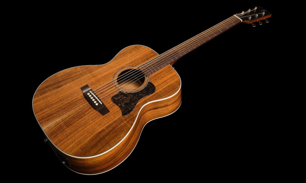 Die kompaktere CLO-65AE NT | Bildquelle: Harley Benton