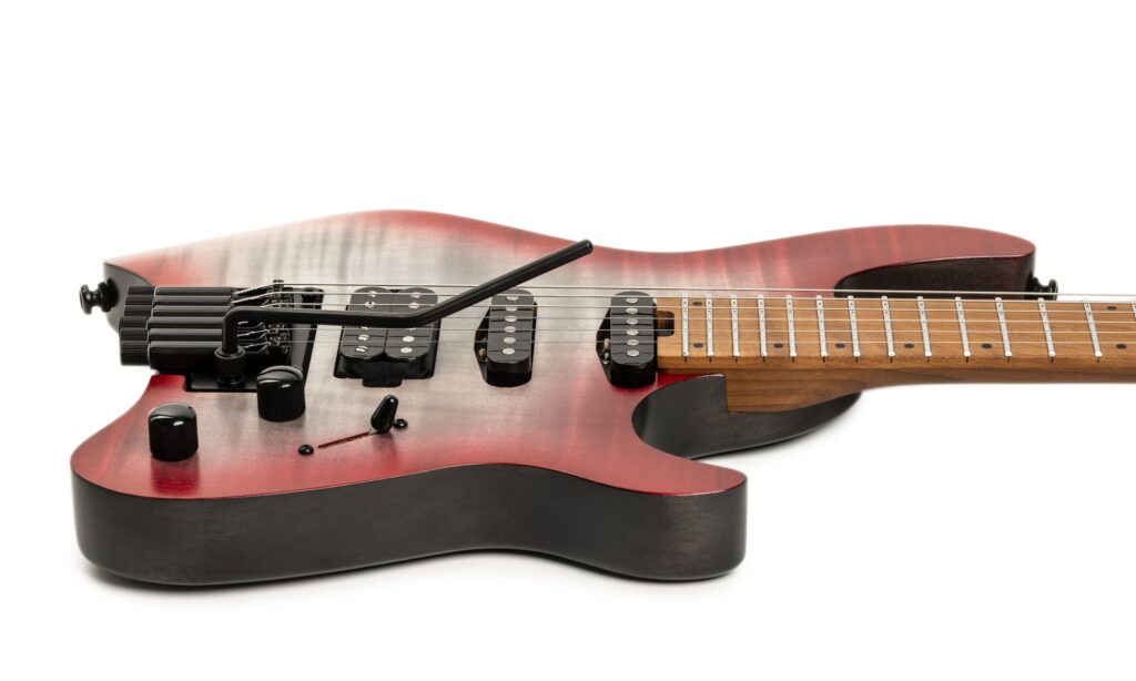 Die G6TR verfügt über ein Cort-Headless-Tremolosystem.