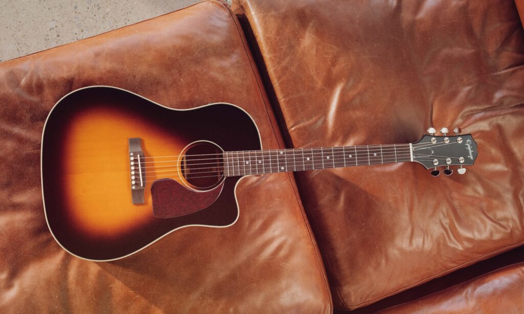 Epiphone J-45 Standard und Epiphone L-00 Standard News