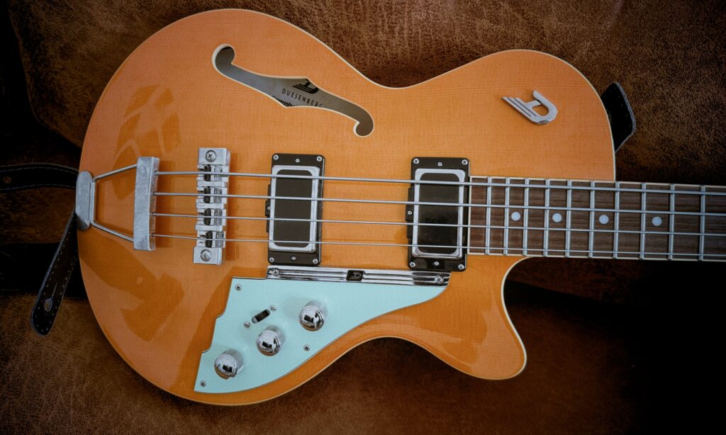 Bass Duesenberg Starplayer