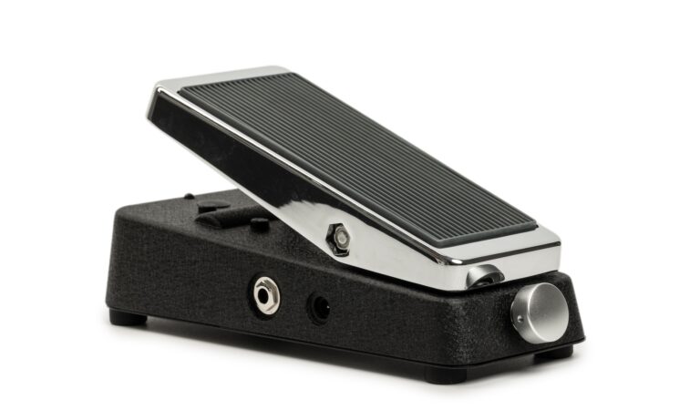 Test: Xotic EP-Pro – Der beliebte EP-Booster trifft auf ein Volume-Pedal Artikelbild