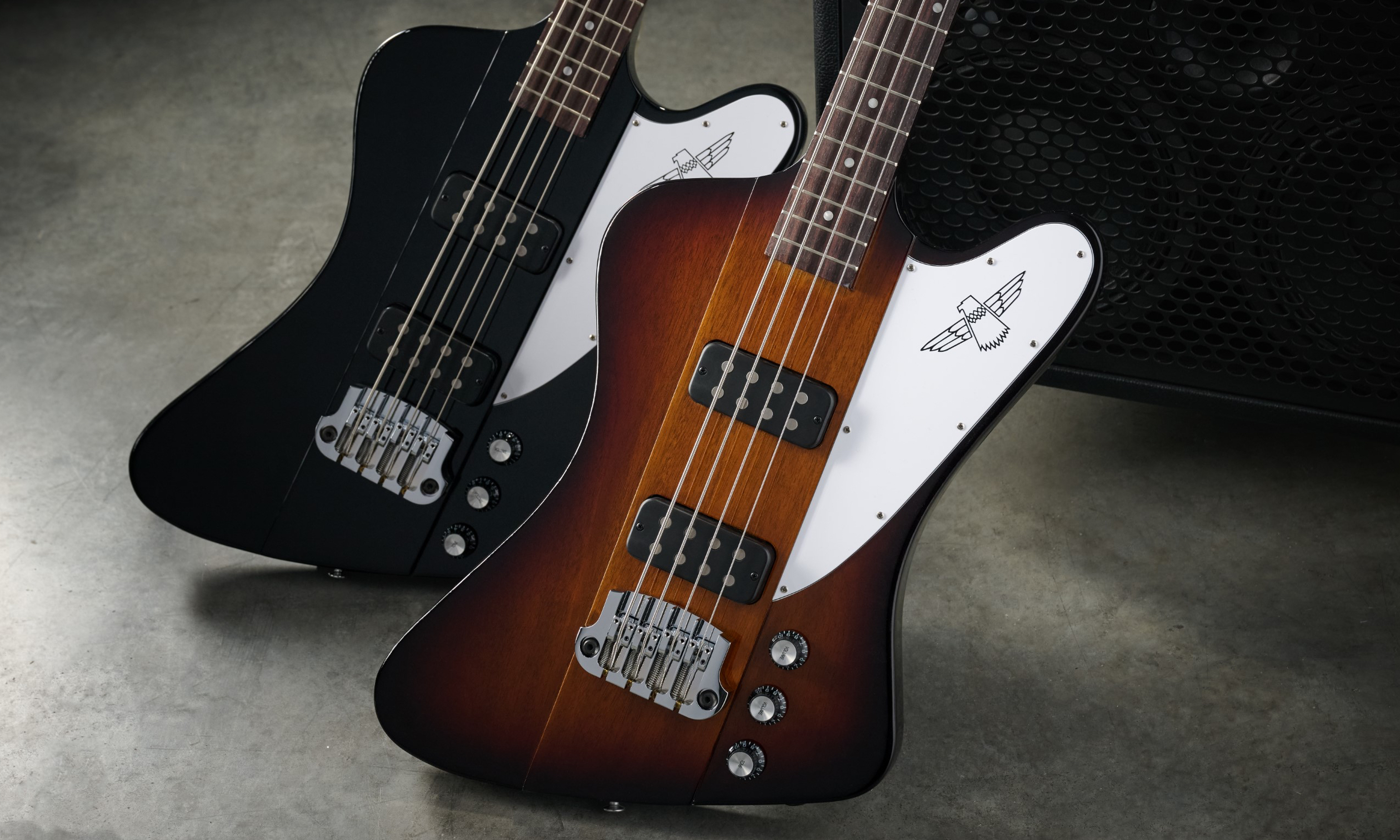 Gibson bringt den Reverse Thunderbird Bass zurück! Artikelbild