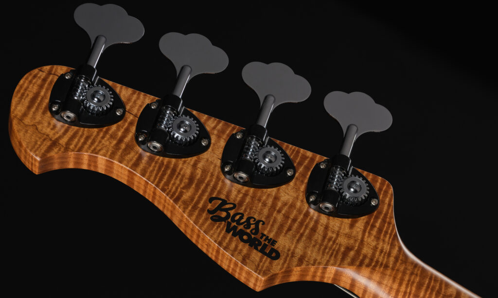 Harley Benton MV-4JB Plus BassTheWorld