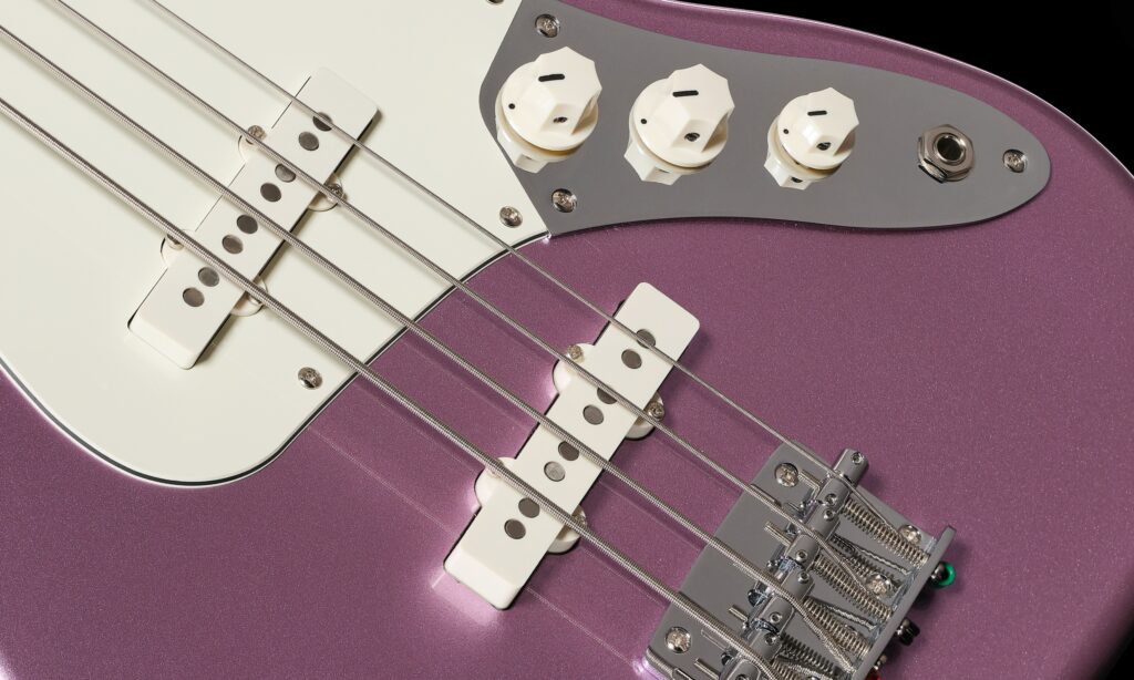 Harley Benton MV-4JB Plus BassTheWorld