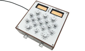 resør electronics 2525 MFX Rotary DJ-Mixer Test Artikelbild