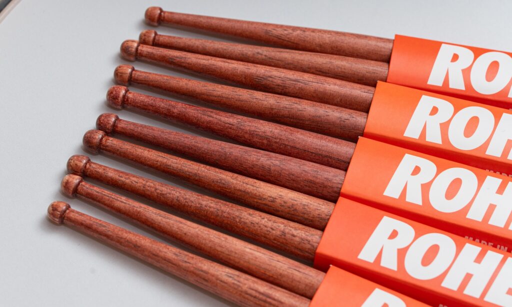 Alle Sticks der Serie haben fassförmige Tips.