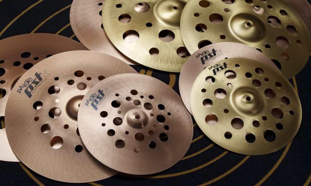 Eine sinnvolle Ergänzung zu den bestehenden 14“-Modellen: Die neuen PSTX Swiss Flanger Becken klingen gut und sind vielseitig einsetzbar.