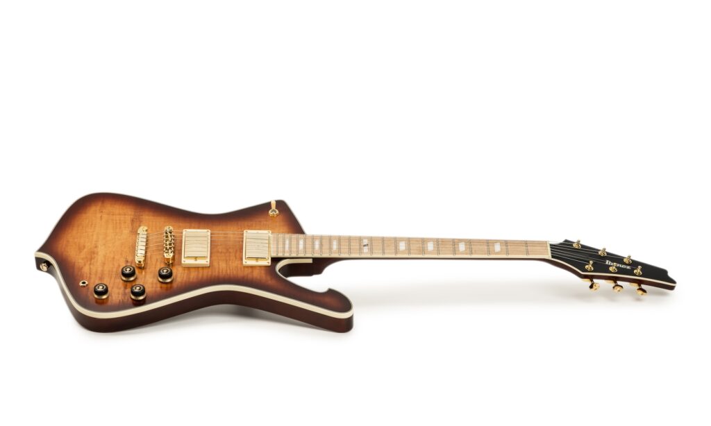 Test: Ibanez IC420MFM 