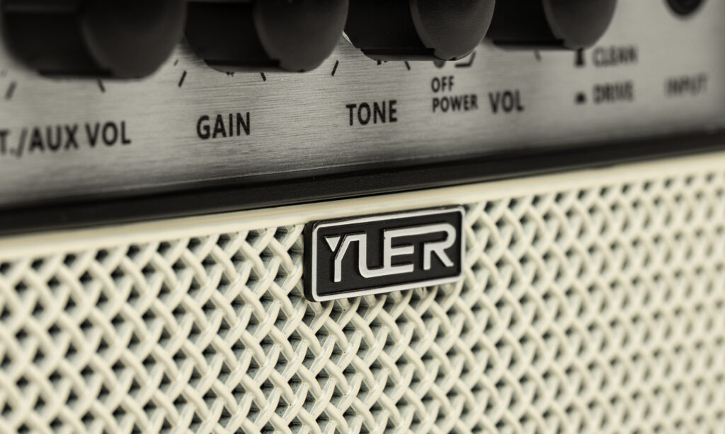 Yuer BA 10 Portable Bass Amp BT