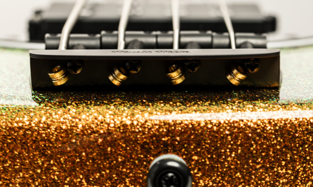 Music Man DarkRay Gold Bar