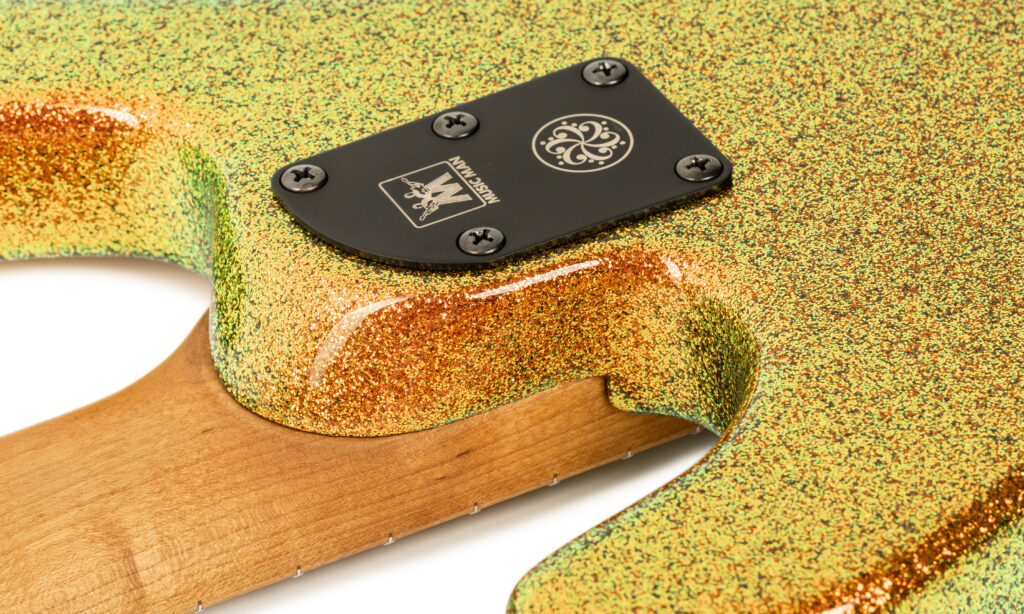 Music Man DarkRay Gold Bar