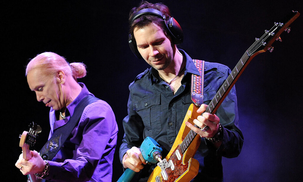Billy Sheehan Paul Gilbert