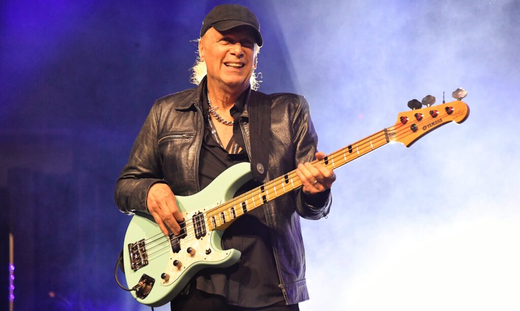Billy Sheehan Yamaha Bass